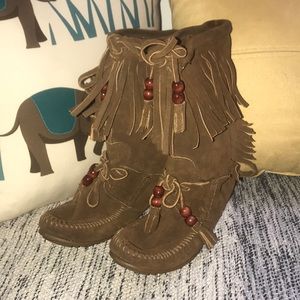 Minnetonka Boots